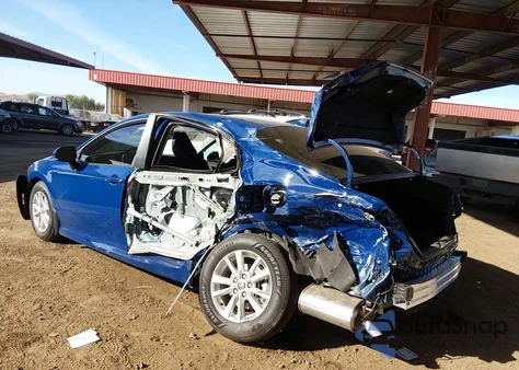 2026 Toyota Camry Le z USA, uszkodzony, nr VIN 4T1DAACK4TU220638